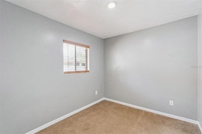 Building Photo - 1431 Sackett Cir