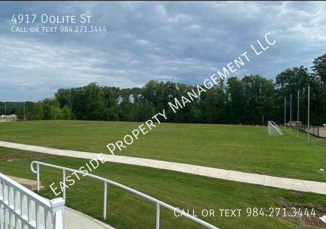Building Photo - 4917 Oolite St
