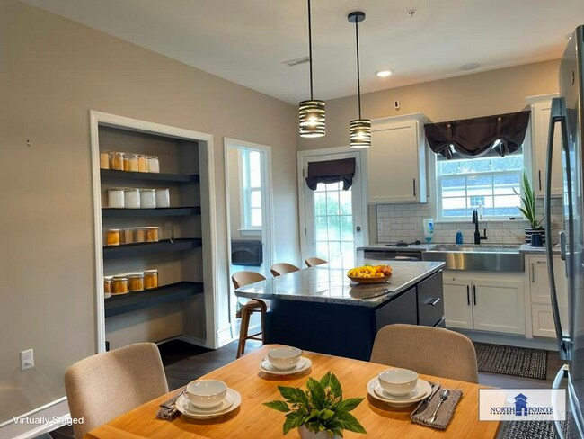 Building Photo - Luxury New Construction Townhome in Lime S...