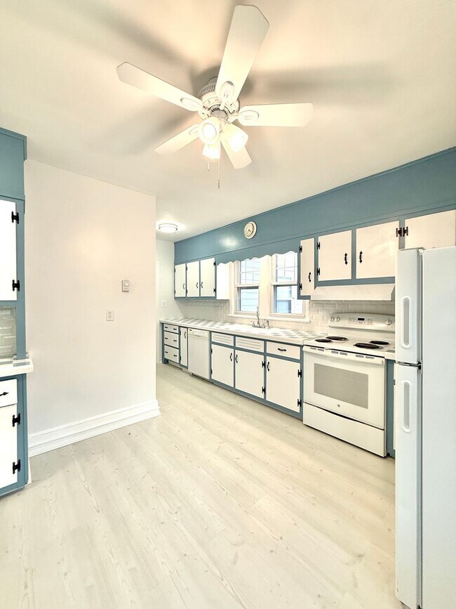 Building Photo - Timeless and Refined 3BR/2.5BA Colonial in Uptown Kingston