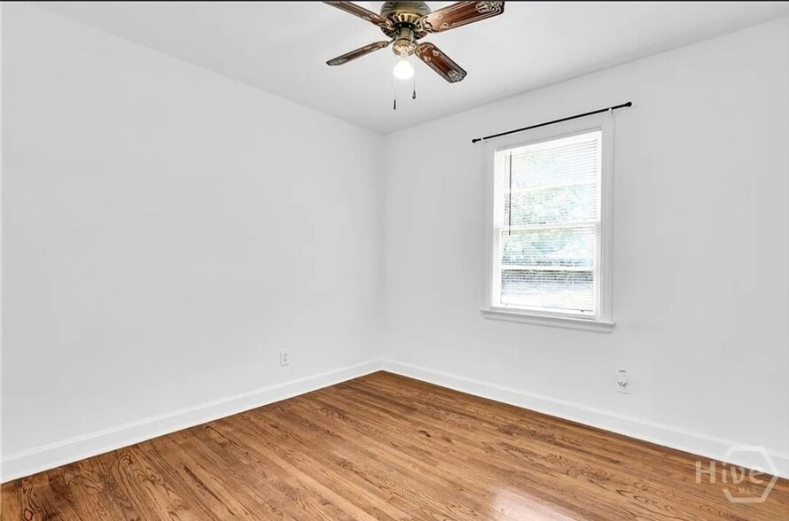 Building Photo - 7 Chippewa Dr