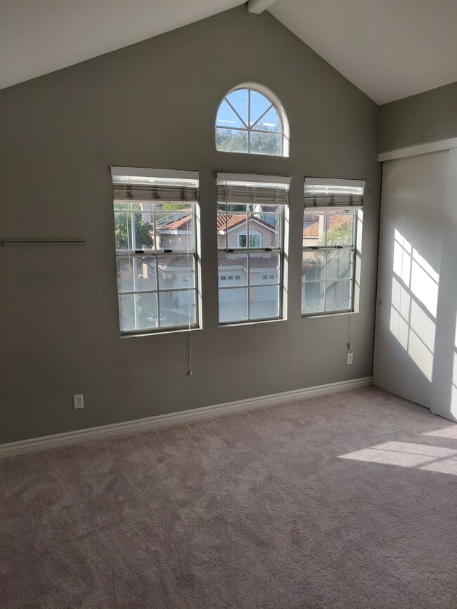 Building Photo - 1808 Crystal Ridge Way