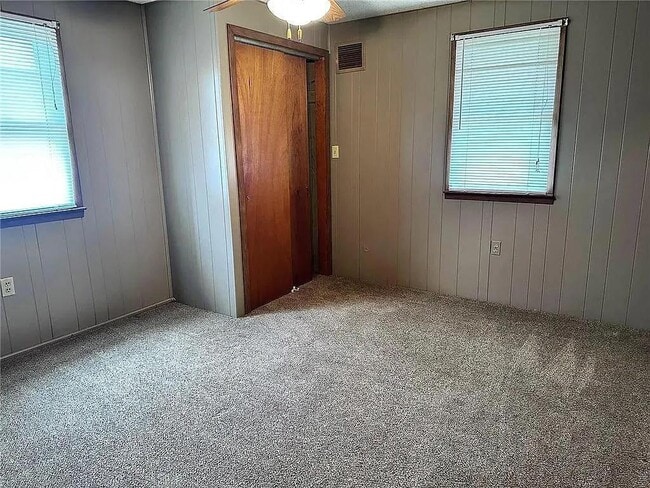 Building Photo - 3709 Fairview St