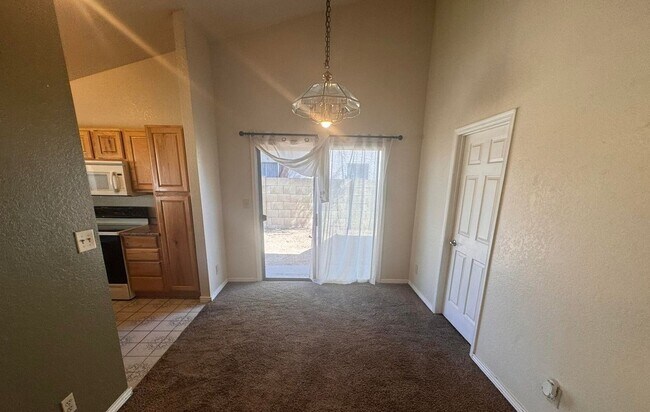 Building Photo - 3 bedroom at Peoria & 59th Ave