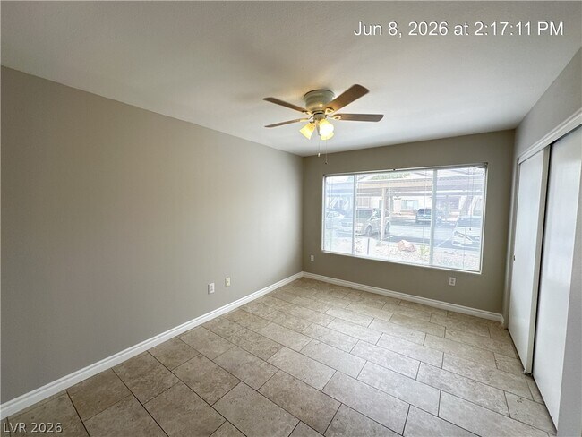 Building Photo - 5710 E Tropicana Ave