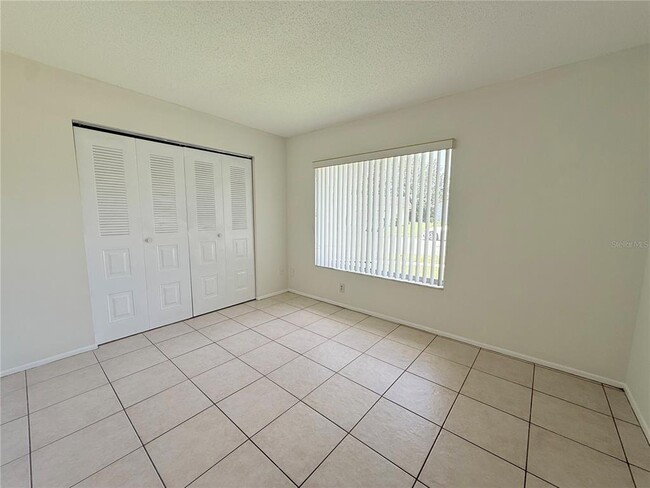 Building Photo - 10122 Mason Dixon Cir