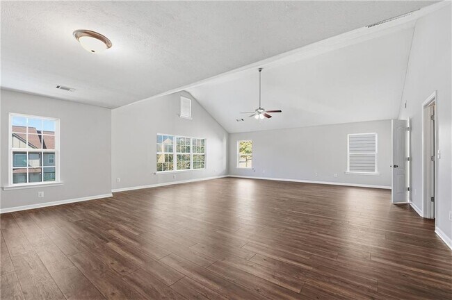 Building Photo - 1328 Avington Glen Dr SE