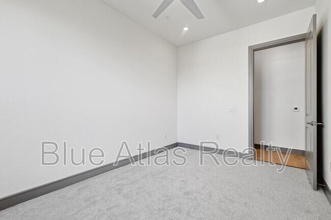 Building Photo - 2700 Old Denton Rd