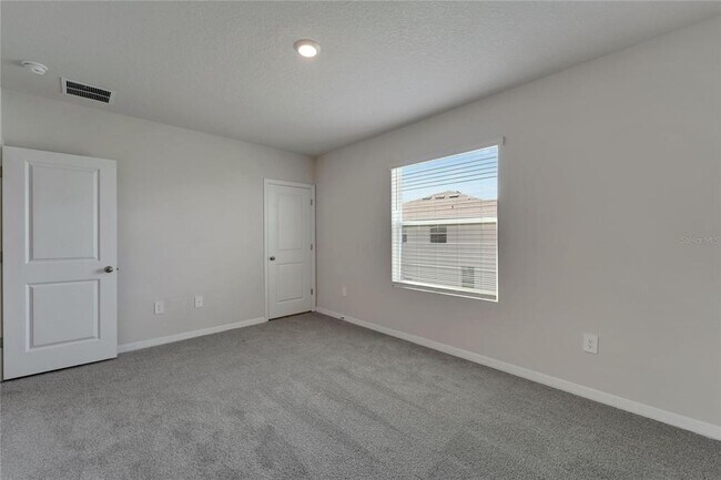 Building Photo - 17637 Crescent Moon Lp