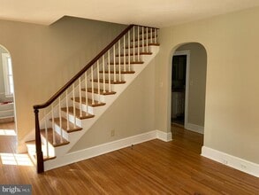 Building Photo - 531 S Washington St