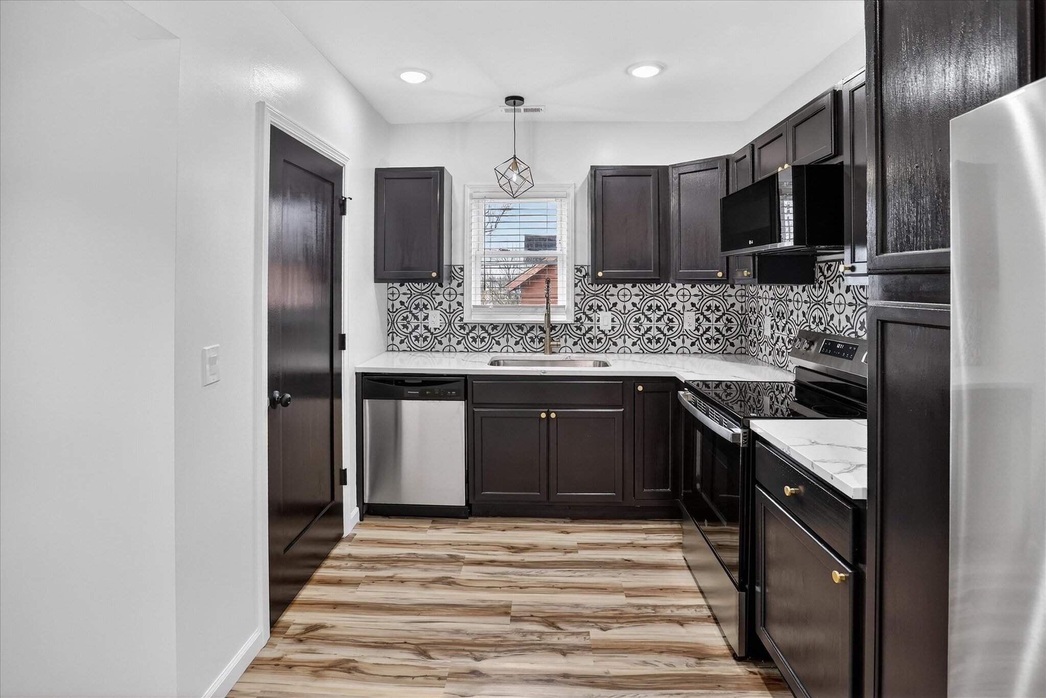 Building Photo - 509 McDonald St