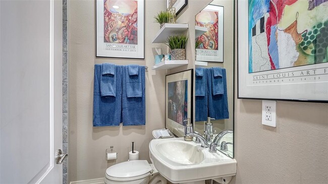 Building Photo - 235 Cocoanut Ave