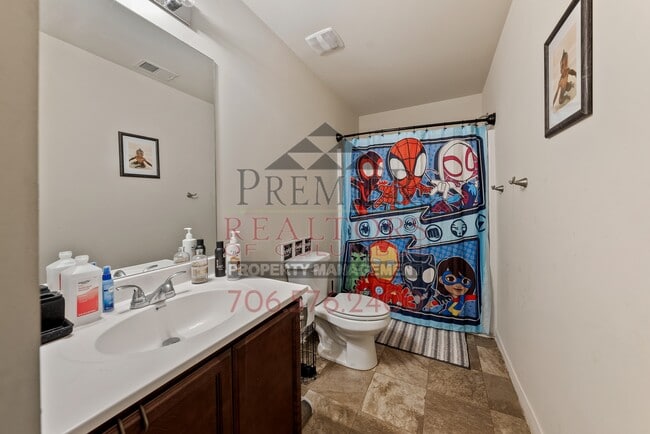 Building Photo - 741 Compass Trl