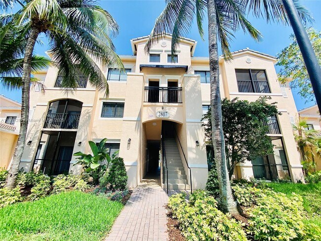 Building Photo - 2807 Veronia Dr