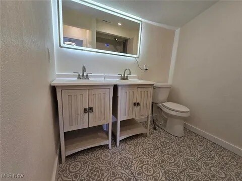 Building Photo - 10306 Winthrop Rd