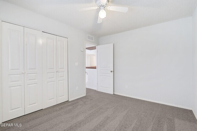 Building Photo - 10925 Loma Alta Pl