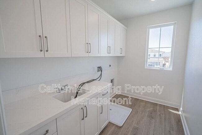 Building Photo - 24111 W Corte Escarpa