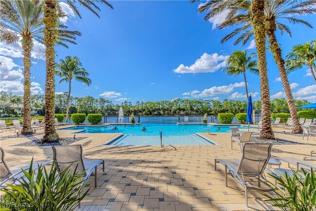 Building Photo - 1761 Tarpon Bay Dr S