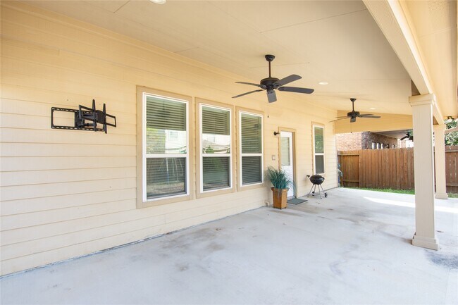 Building Photo - 15007 Holland Grove Ct