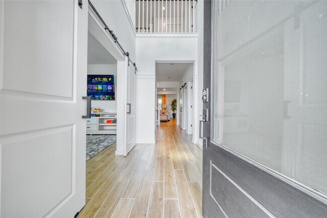 Building Photo - 12202 Old Fashion Cir