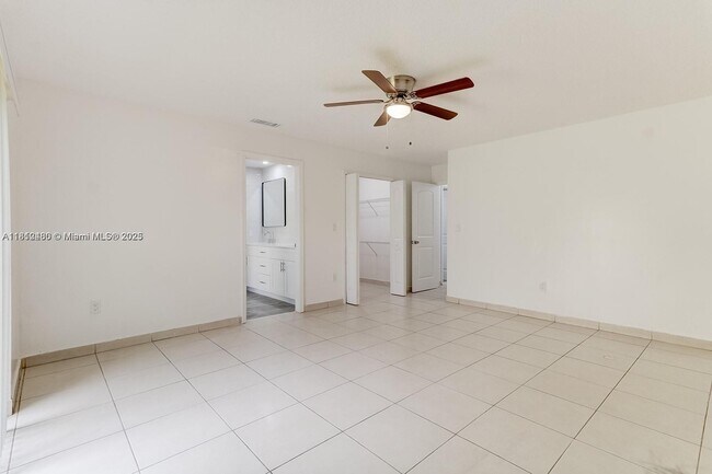 Building Photo - 14221 SW 106th Terrace