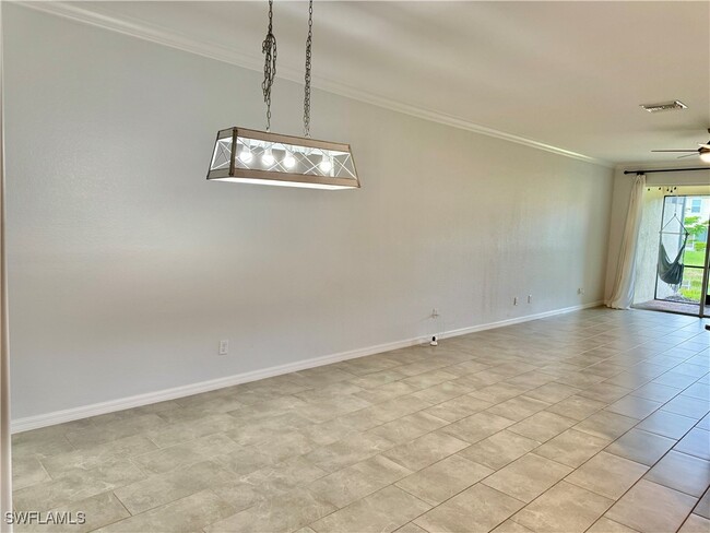 Building Photo - 2511 Vine Ave