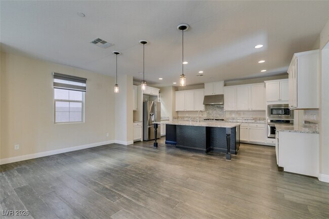 Building Photo - 2497 Birch Hollow St