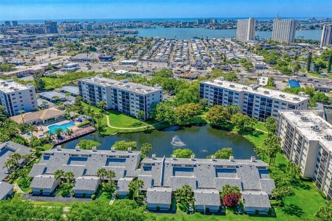 Building Photo - 1316 Pasadena Ave S