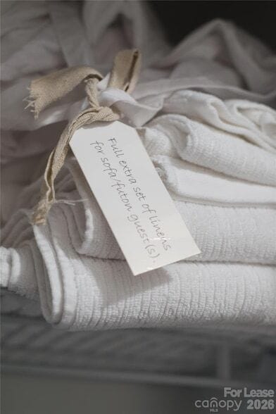 Building Photo - 3945 Rockfern Rd