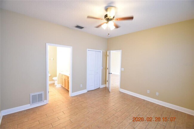 Building Photo - 10017 Bucklin St