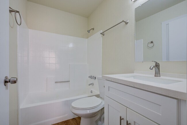 Building Photo - Hoover Street Residences