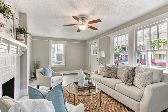 Building Photo - 513 E 36th St