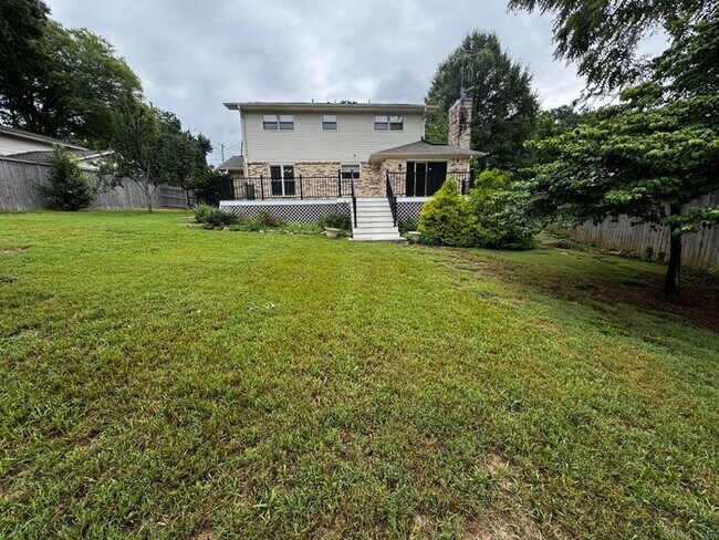 Building Photo - Redstone Arsenal Gate 1-Fenced yard, huge deck, and FIVE BEDROOMS
