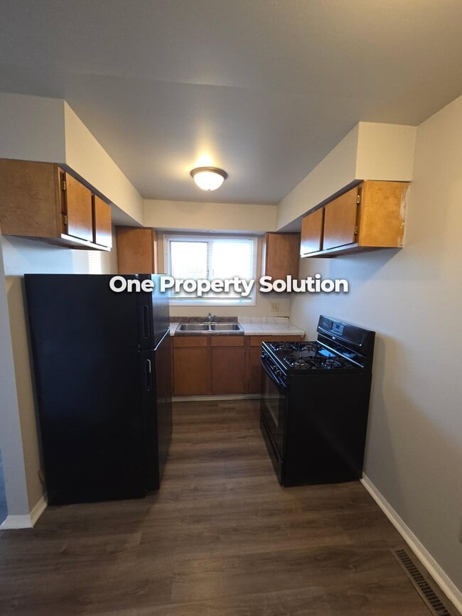 Building Photo - 1149 Logan St