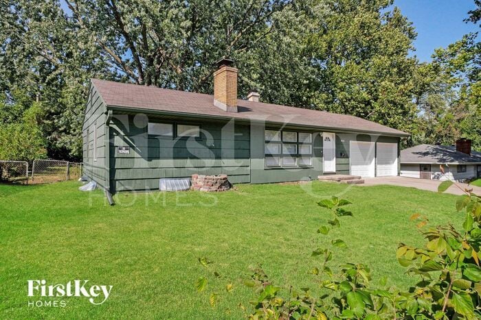 Building Photo - 5816 Lane Ave