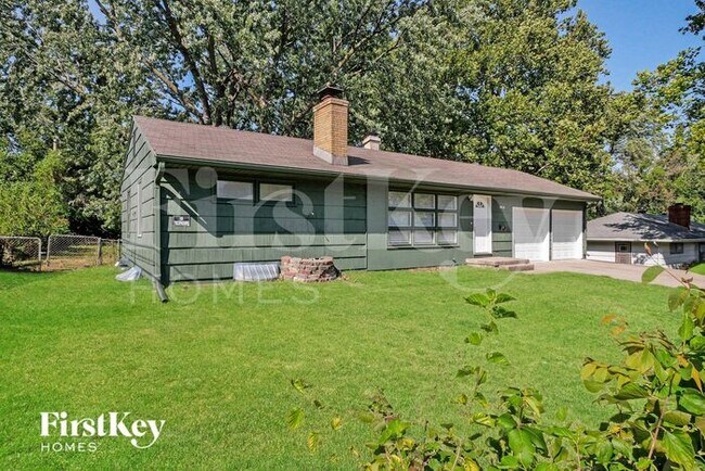 Building Photo - 5816 Lane Ave