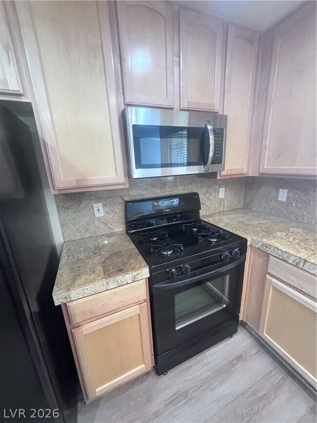 Building Photo - 5450 Cardinal Ridge Ct