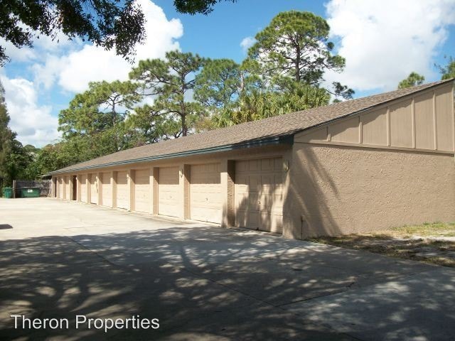 Building Photo - 210 Thor Ave SE