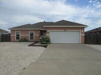 Building Photo - 13922 Sea Anchor St