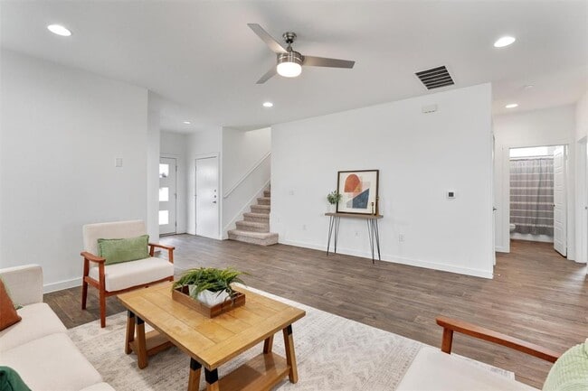Building Photo - 13609 Baileyfield Dr