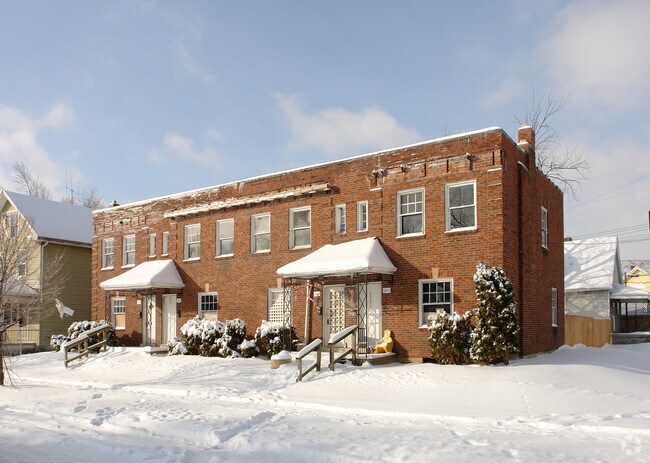 Primary Photo - 203-209 S Harris Ave