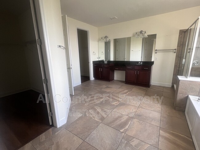 Building Photo - 11834 Aurelio Ln