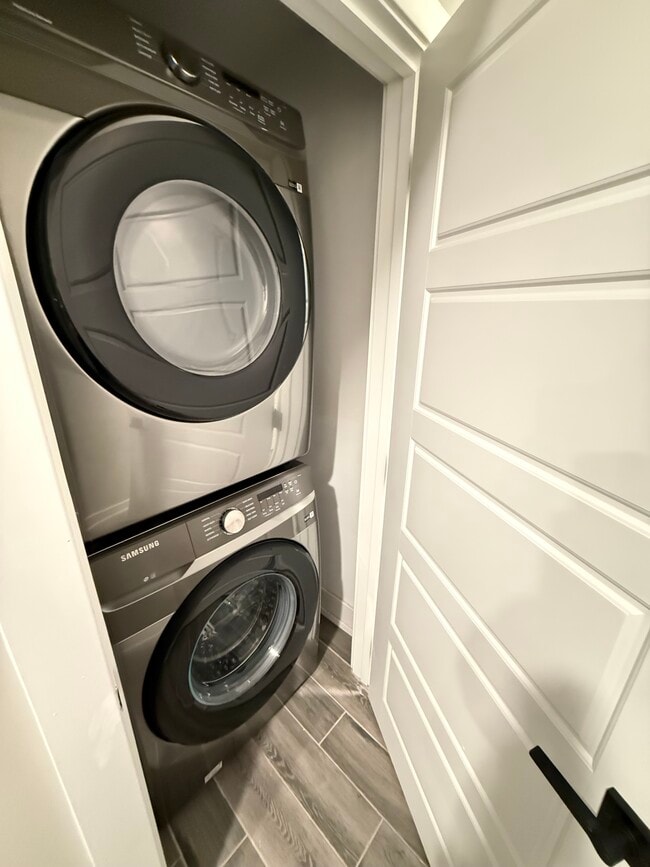 Building Photo - 809 N 17th St