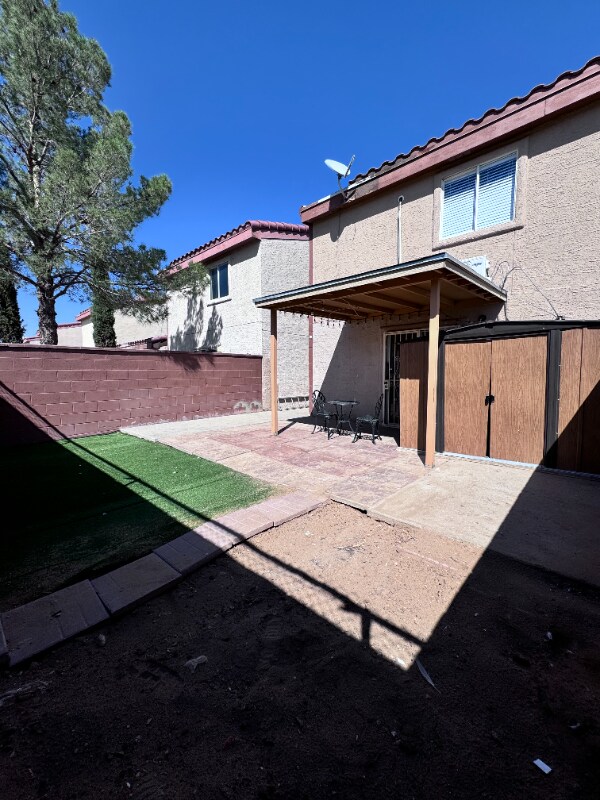 Building Photo - 3593 Waterspring Way
