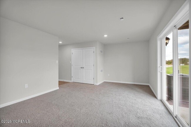 Building Photo - 216 Sandy Rdg Rd