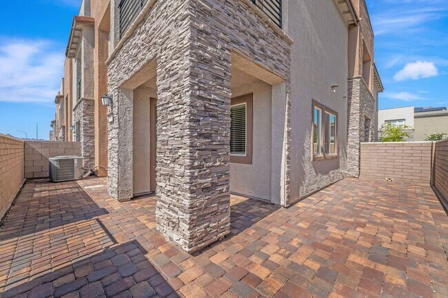 Building Photo - 894 Cadence Vw Wy