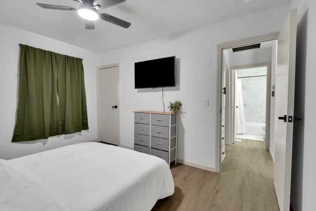 Building Photo - 2312 Willemette Ct