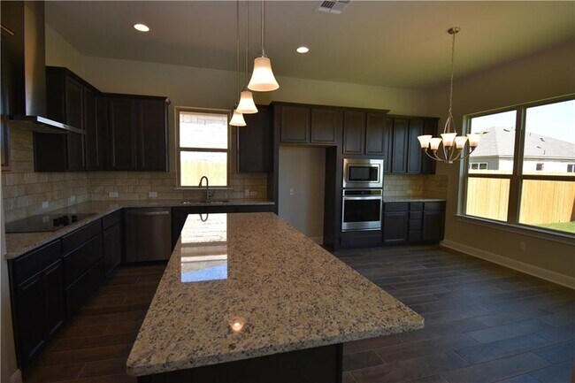Building Photo - 3750 E Palm Valley Blvd