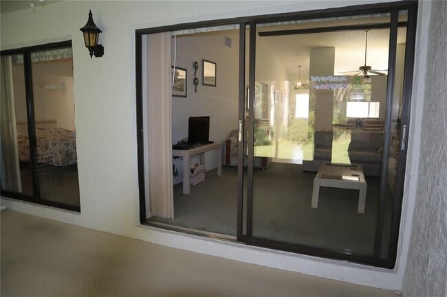 Building Photo - 1389 Pine Ridge Cir E