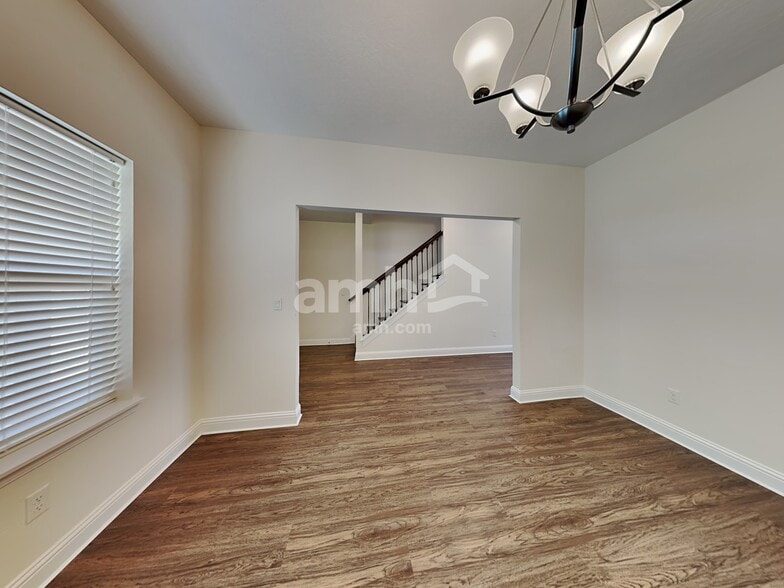 Building Photo - 57 S Lancaster Dr